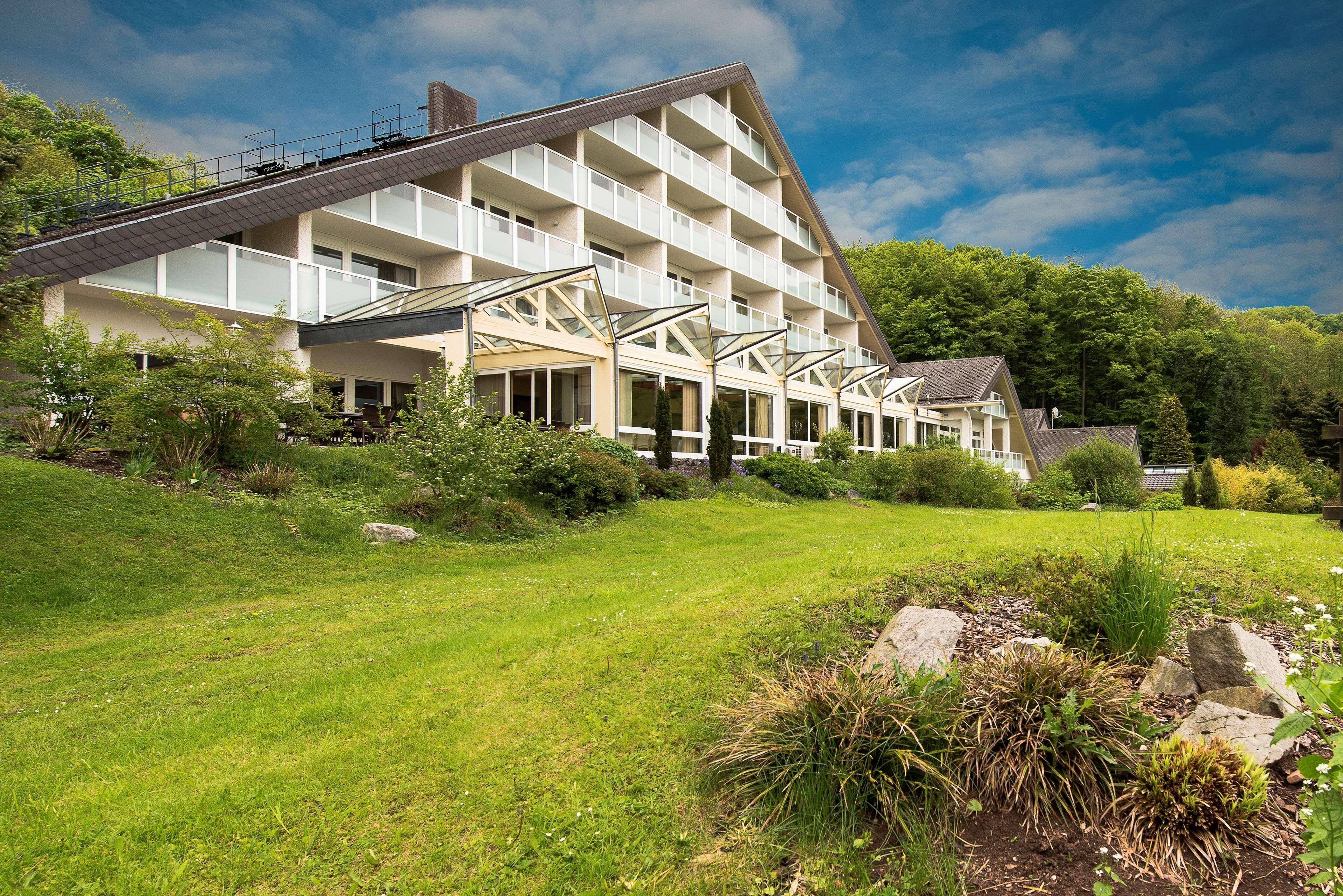 Sure Hotel By Best Western Rhoen Garden Poppenhausen Eksteriør billede