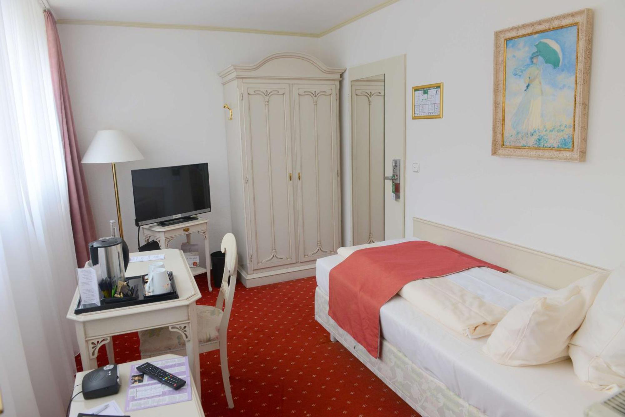 Sure Hotel By Best Western Rhoen Garden Poppenhausen Eksteriør billede