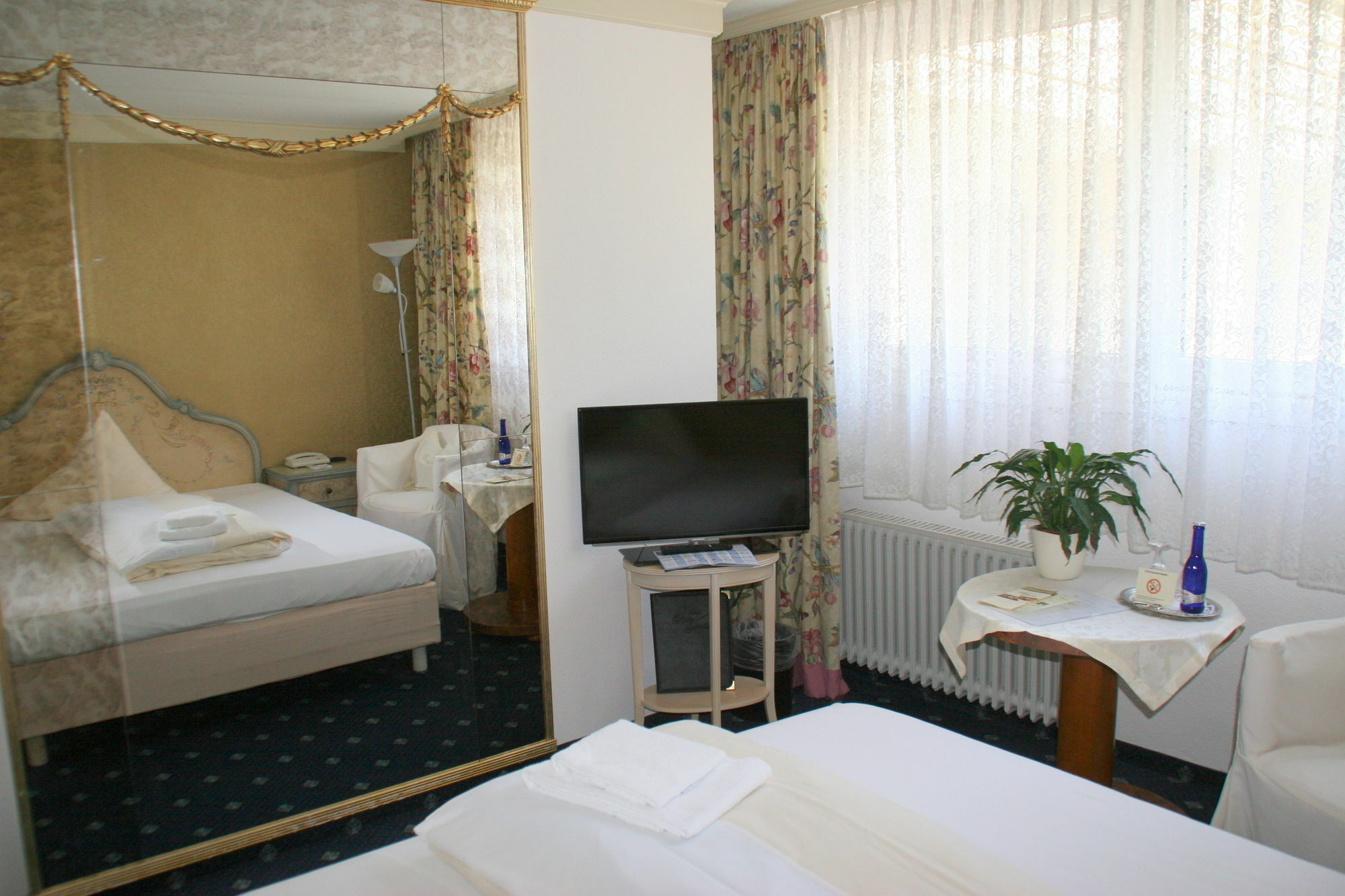 Sure Hotel By Best Western Rhoen Garden Poppenhausen Eksteriør billede